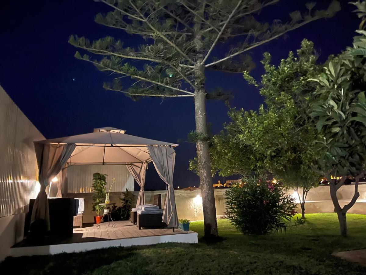 Kerart House Hotell Armação de Pêra Exteriör bild