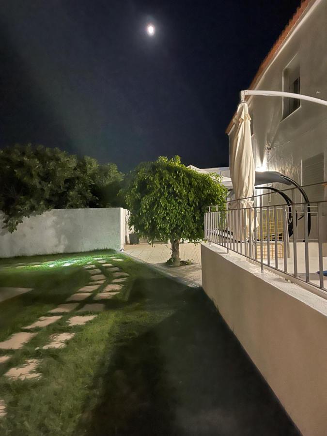 Kerart House Hotell Armação de Pêra Exteriör bild